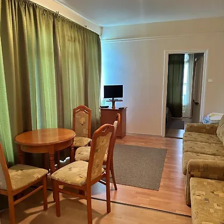 Cozy Garden Apartman *